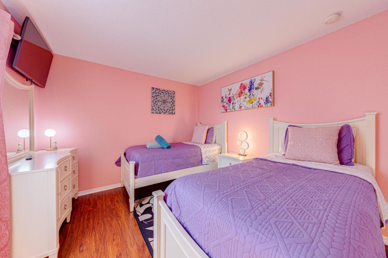 Affordable 4 Bedroom Luxury Villa Near Disney/Private Pool/Arcade/Game Room オーランド エクステリア 写真