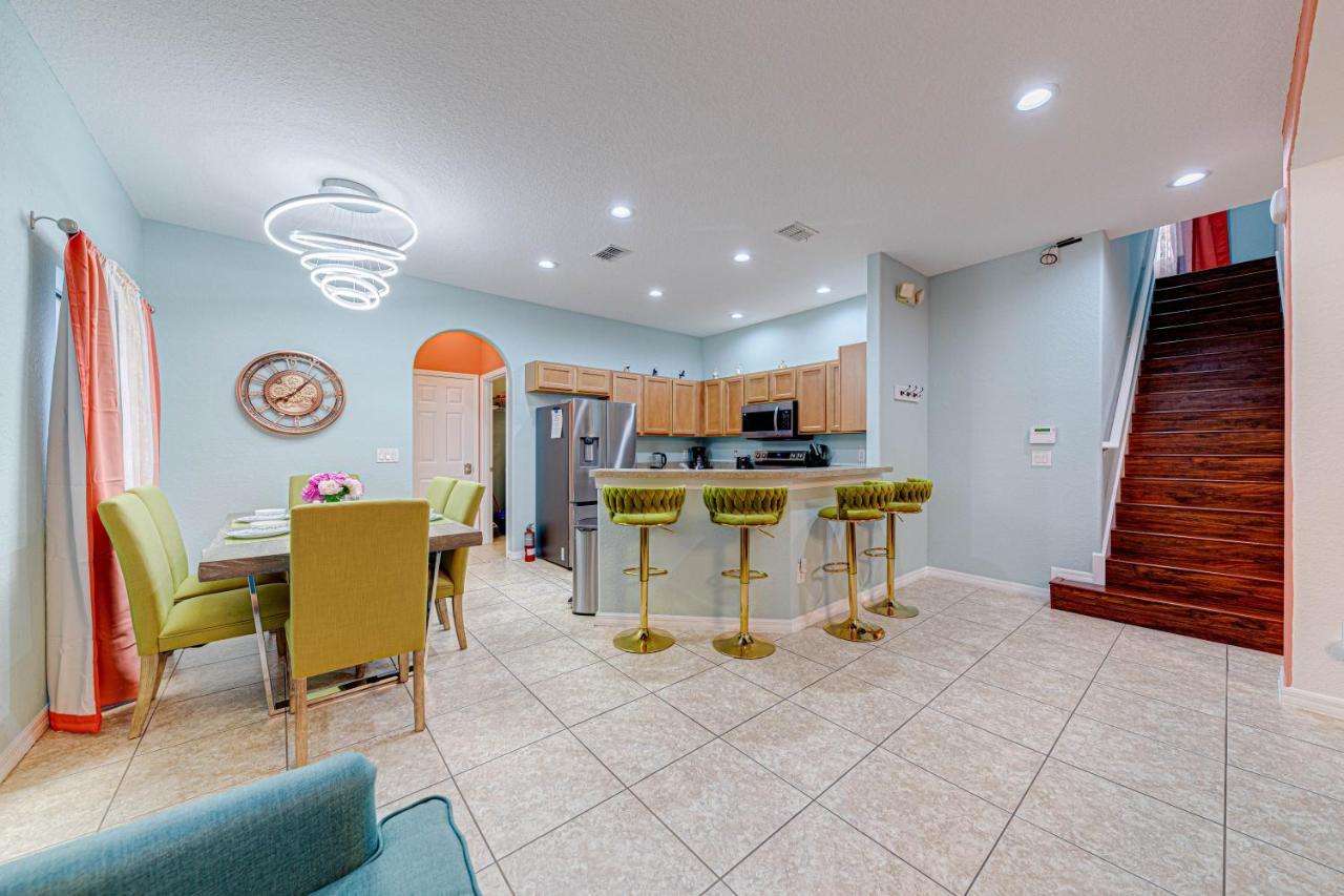 Affordable 4 Bedroom Luxury Villa Near Disney/Private Pool/Arcade/Game Room オーランド エクステリア 写真